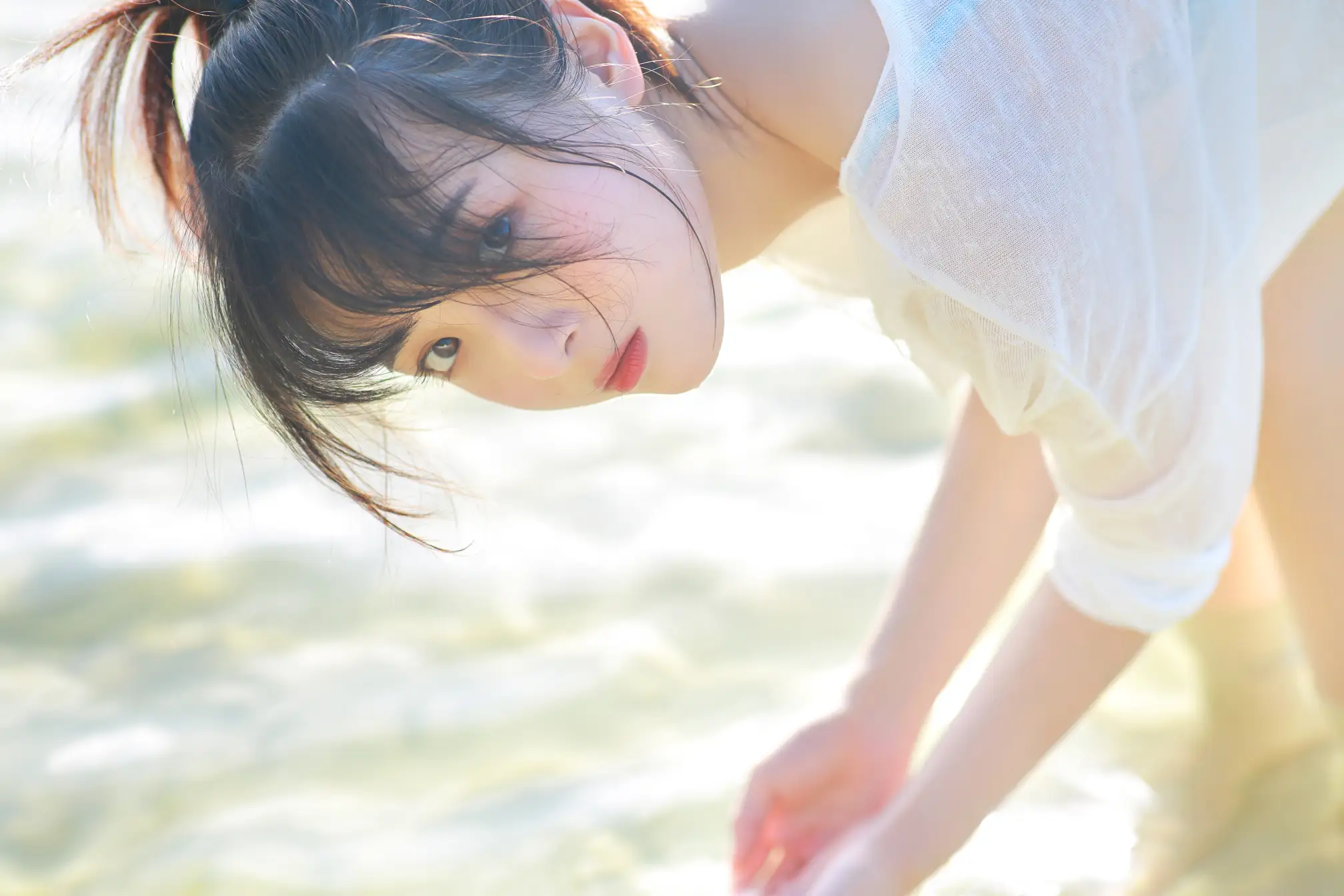 [YITUYU] 2022.06.09 Vol.1125 – The sea is a touchable blue sky Sweet wine No. 8#[25P]-25